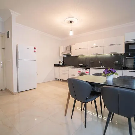 Apartment Dilek Home
