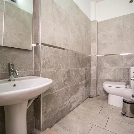 Apartment Dilek Home *